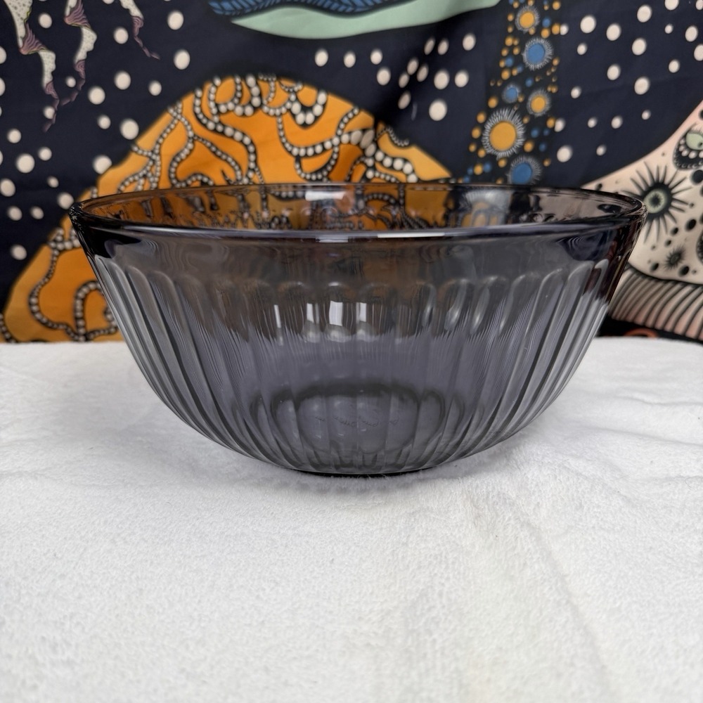 Vintage Purple Pyrex Ribbed Mixing Bowl 2.5Qt 10 Cup Glass Rare HTF Amethyst